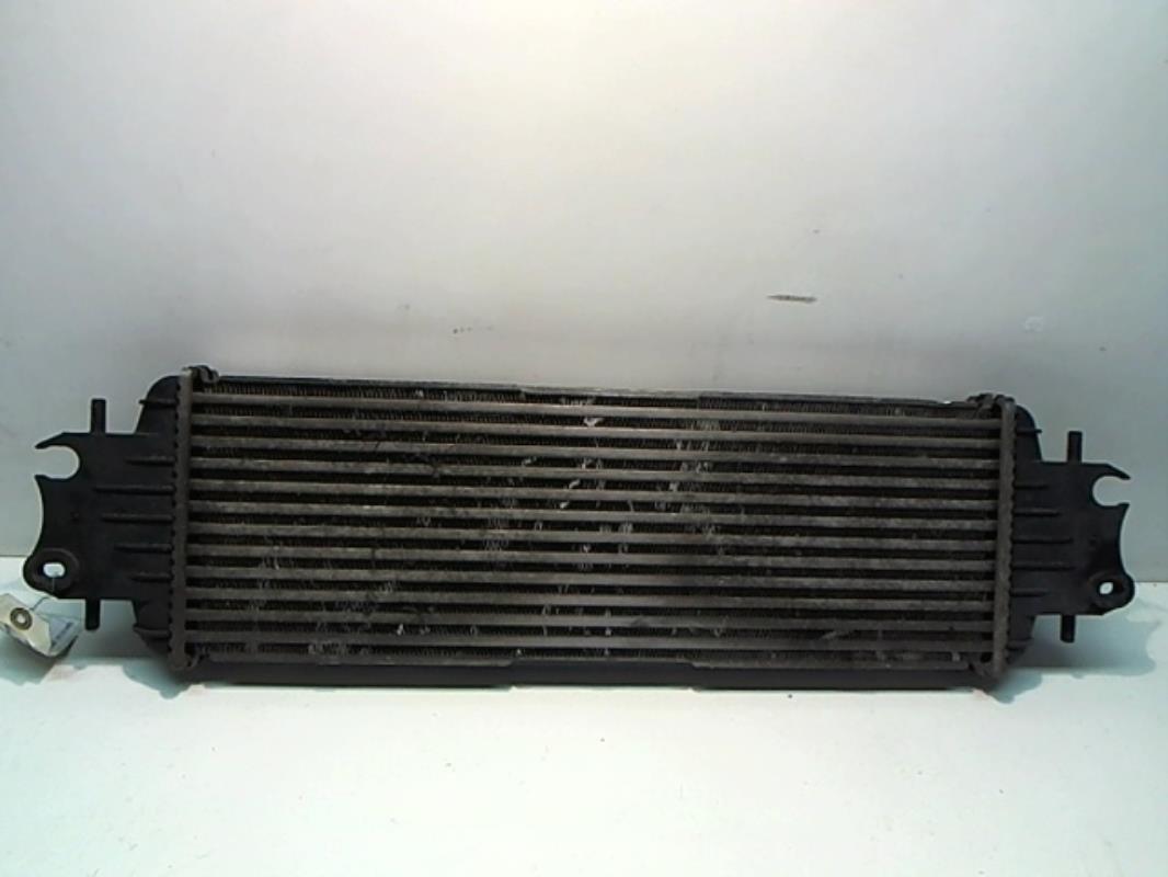 Image Echangeur air (Intercooler) - OPEL VIVARO 1