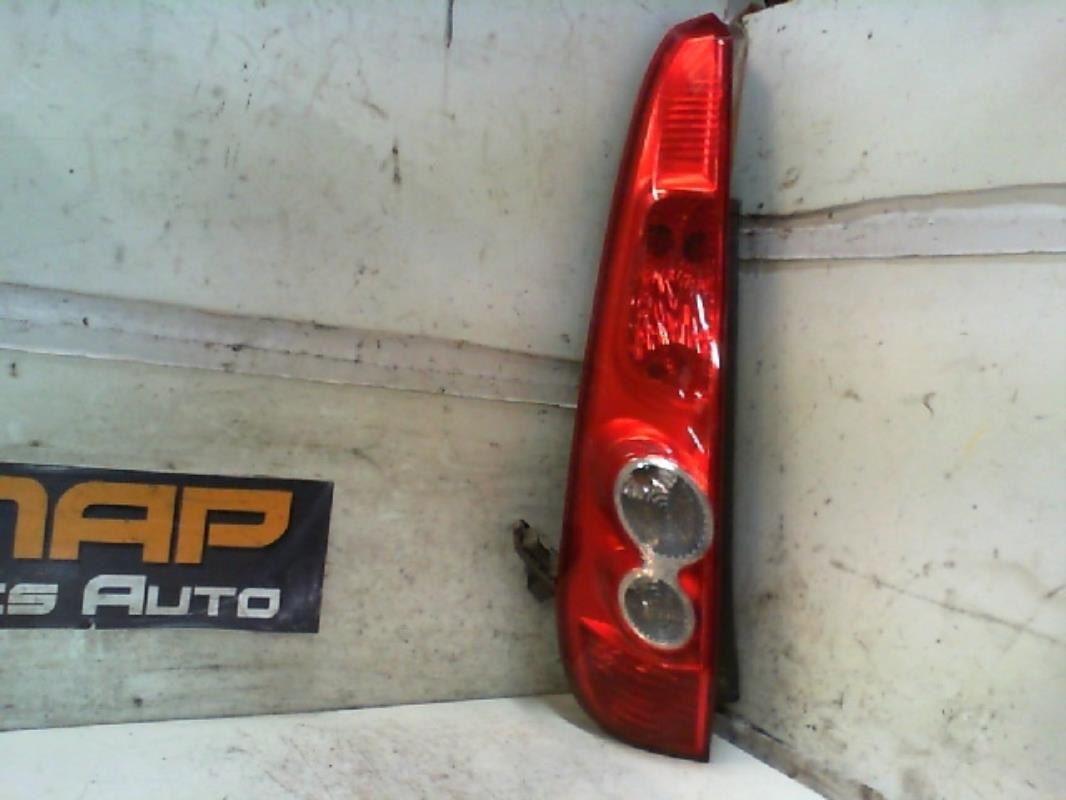Fanale posteriore principale sinistro (luci) FORD FIESTA 5 PHASE 2 Gasolina - 1