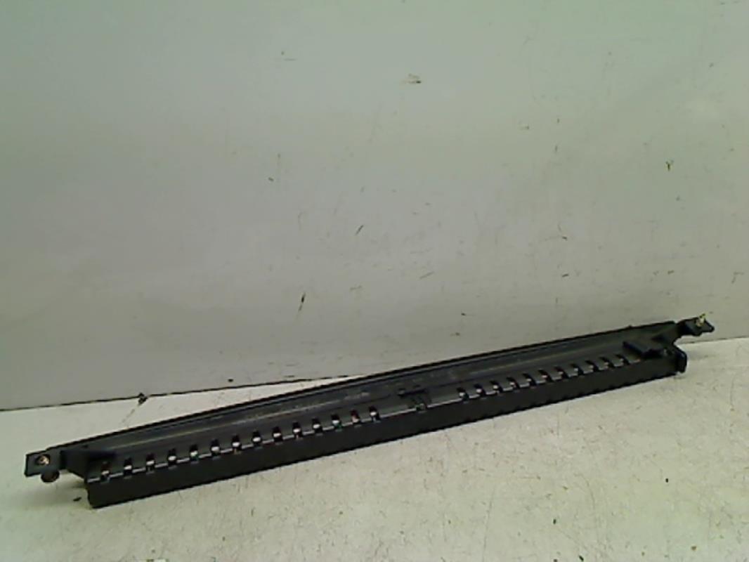 Feu arriere stop central VOLKSWAGEN GOLF 4 Essence - 1