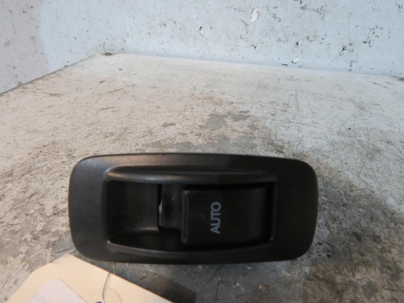 Interruttore lavacristalli posteriore sinistro TOYOTA COROLLA 10 PHASE 2 Diésel - 1