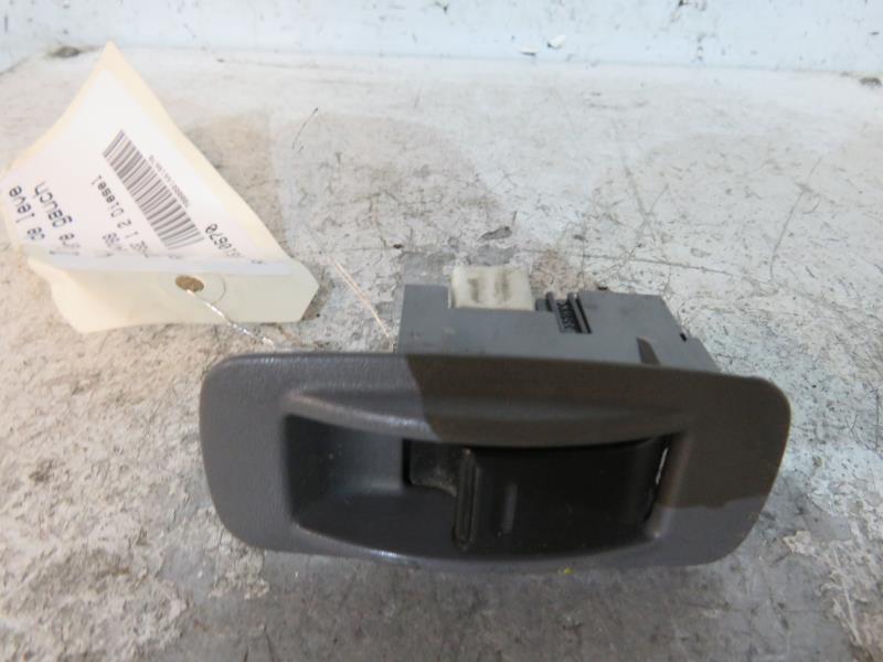 Interruttore lavacristalli posteriore sinistro TOYOTA RAV4 2 PHASE 1 Diésel - 1