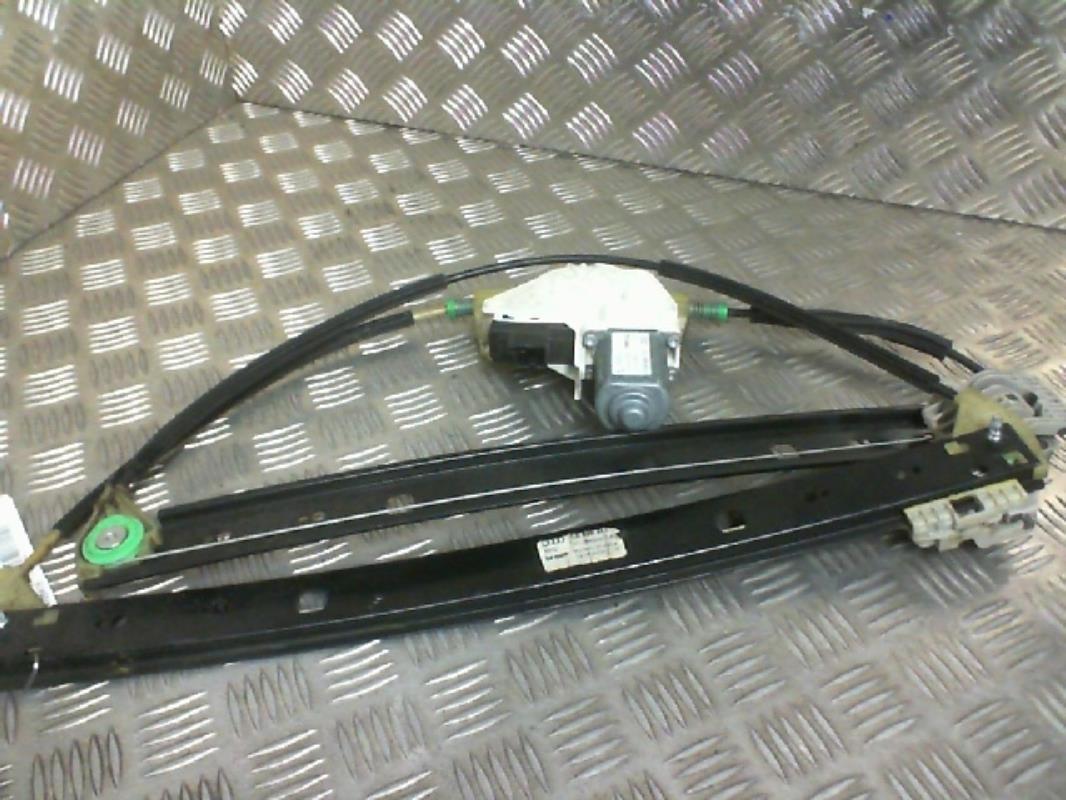 Alzacristalli elettrico anteriore destro AUDI Q7 1 PHASE 1 Diésel - 1