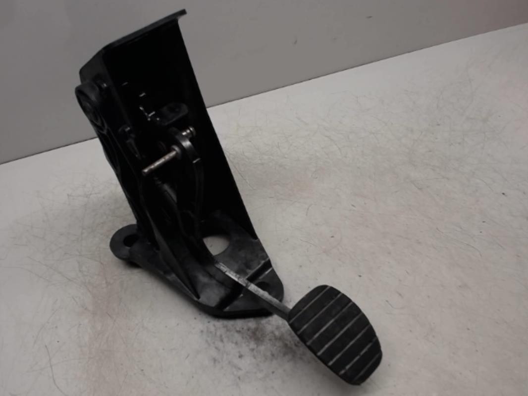 Pedale d'embrayage RENAULT LAGUNA 3 PHASE 1 BREAK Diesel - 1