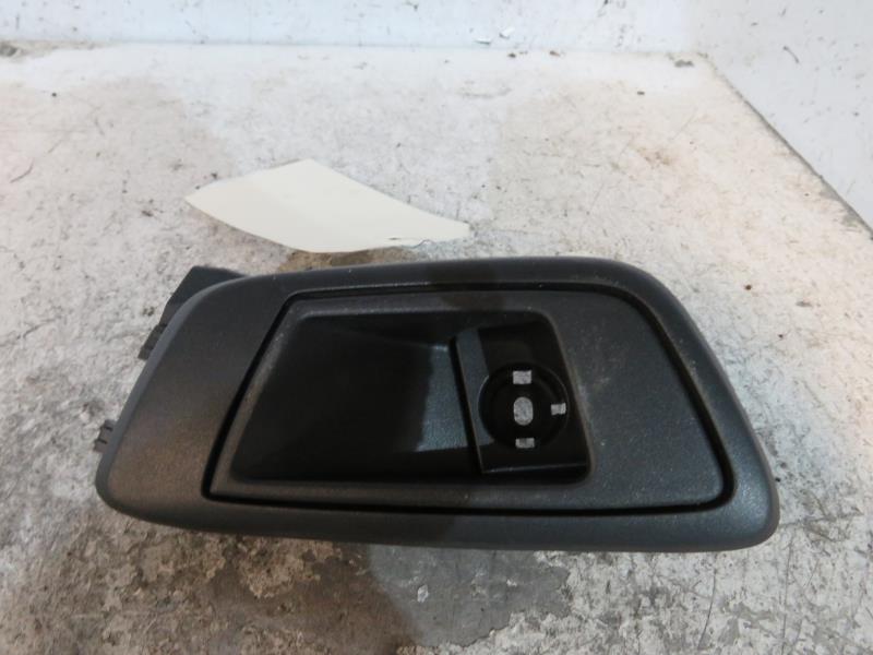 Maniglia interna posteriore destra FORD FIESTA 6 PHASE 1 Diésel - 1