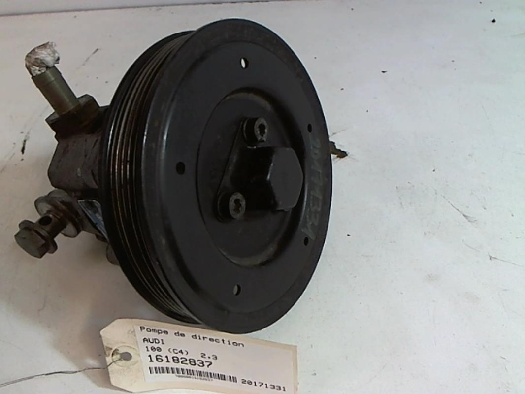 Pompe de direction AUDI A6 1 AVANT BREAK Essence - 1