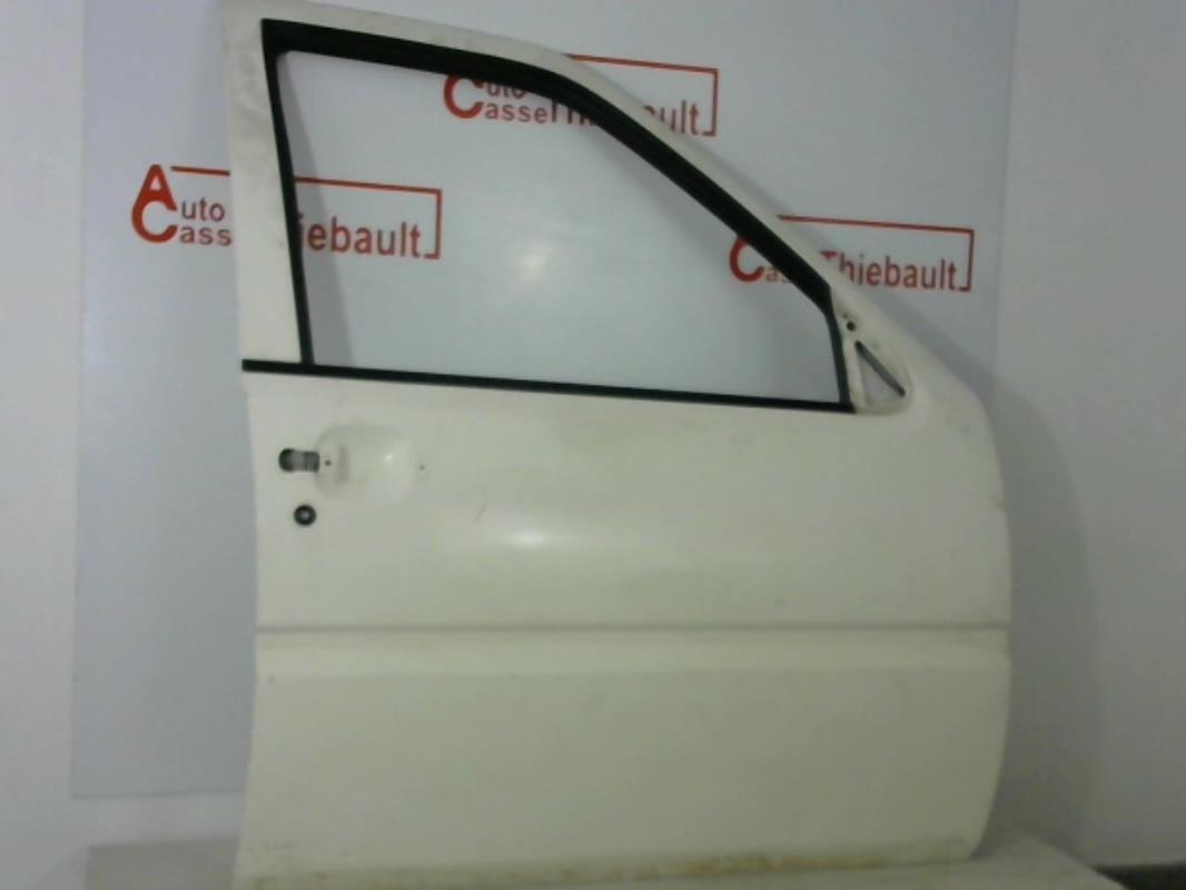 Portiera anteriore destra NISSAN TERRANO 1  - 1