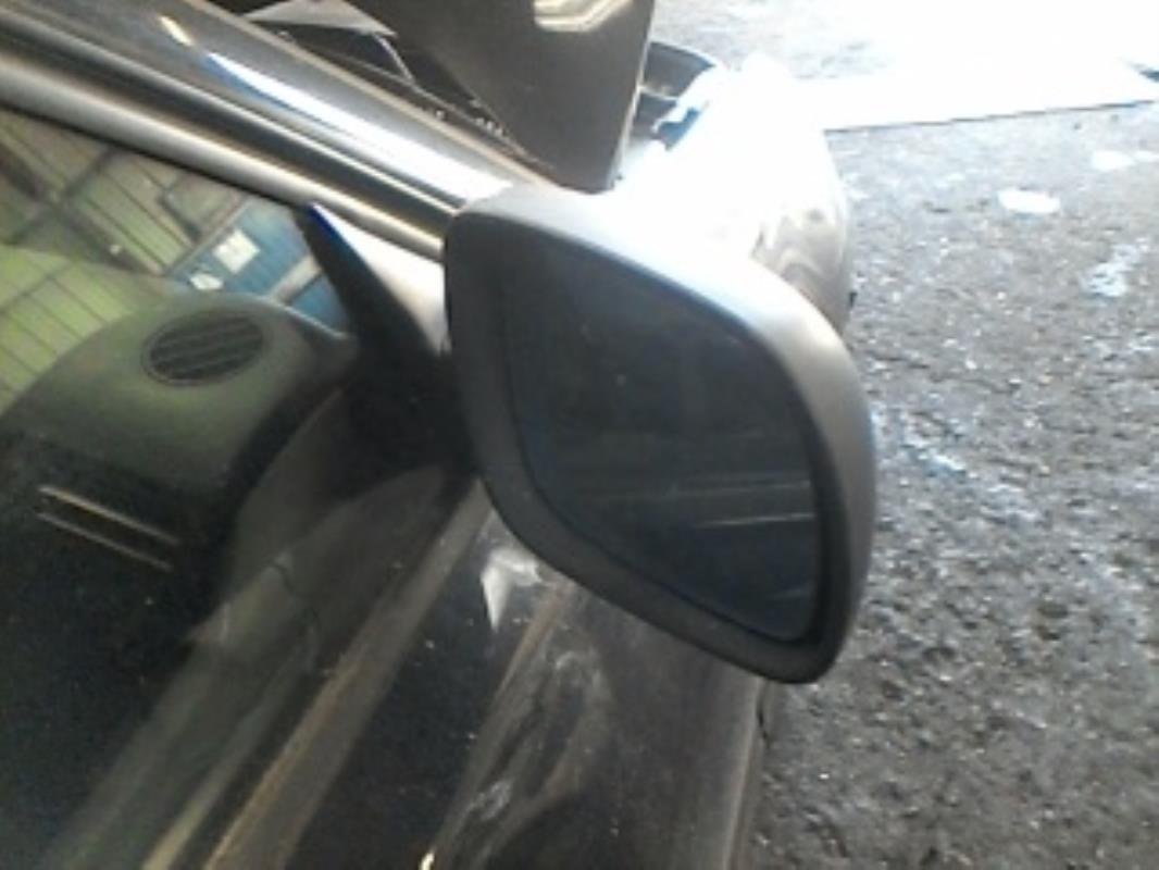 Retrovisor derecho AUDI A4 1 PHASE 1 Diésel - 1
