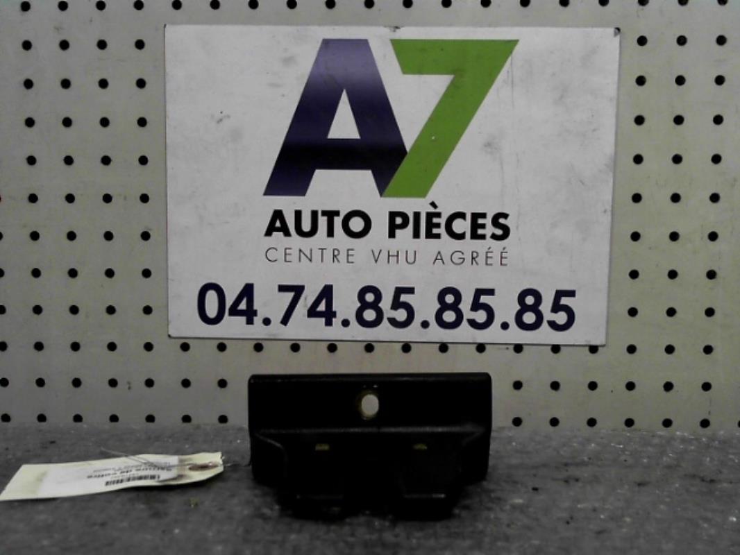 Serrure de coffre RENAULT LAGUNA 1 PHASE 2 Essence - 1