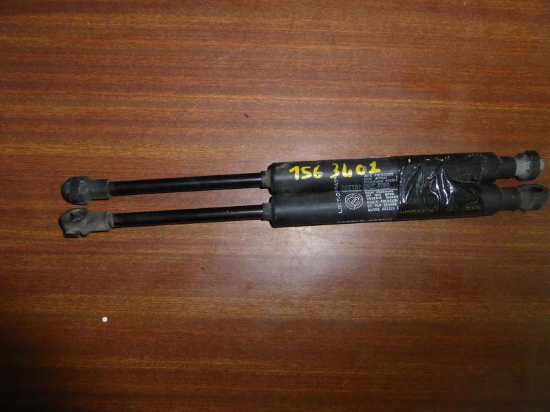 Verin de coffre ALFA ROMEO 156 PHASE 3 Essence - 1