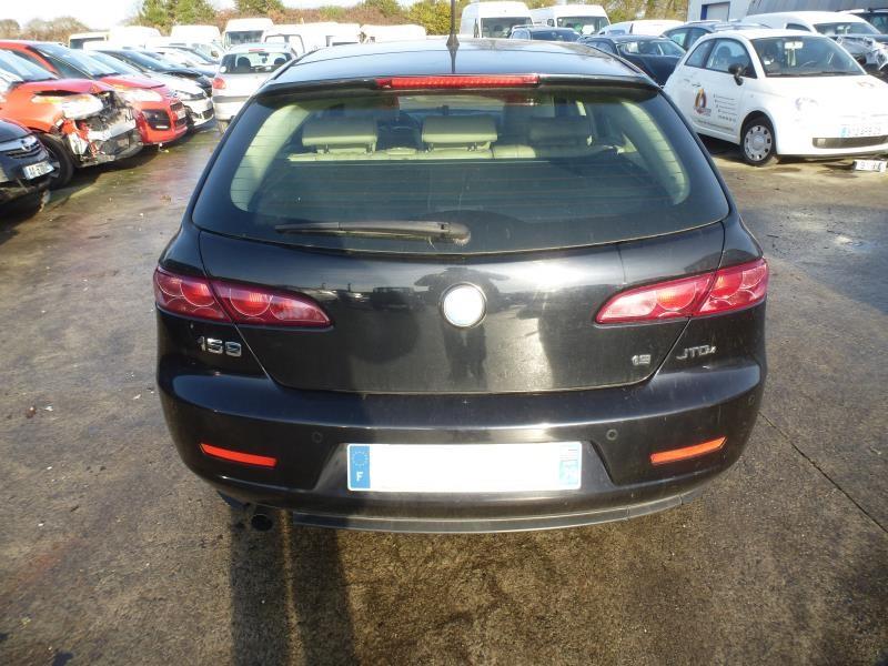 Image Feu arriere principal droit (feux) - ALFA ROMEO 159
