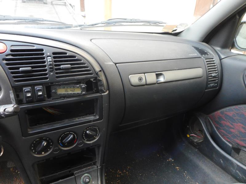 Image Leve vitre electrique avant droit - CITROEN XSARA