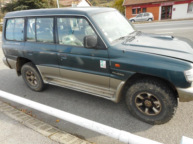 Image Poignee interieur arriere droit - MITSUBISHI PAJERO 2