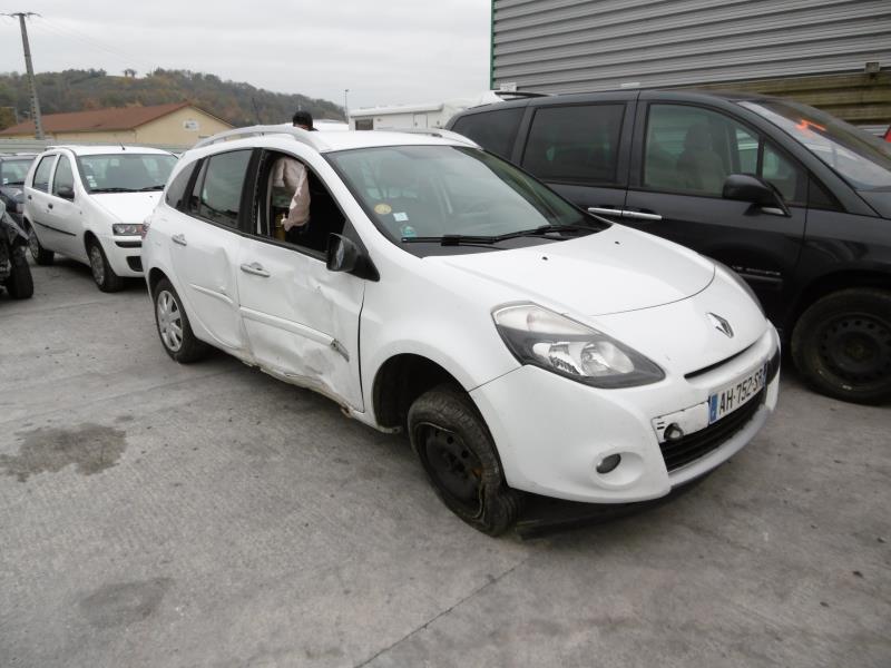 Planche de bord complete RENAULT CLIO 3 PHASE 2 BREAK Diesel - 1