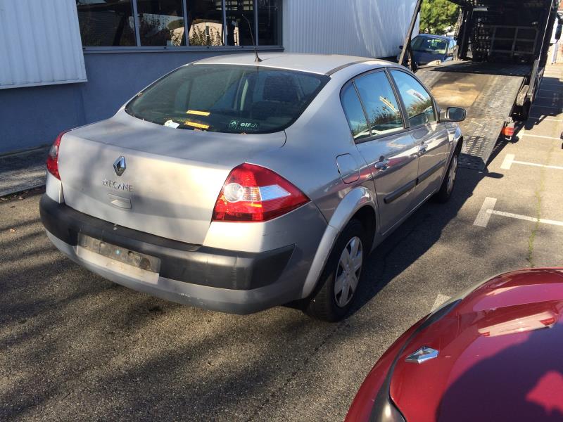 Image Feu arriere principal gauche (feux) - RENAULT MEGANE 2