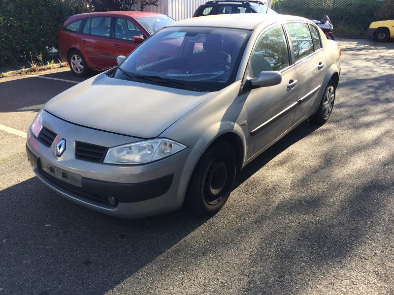 Image Feu arriere principal gauche (feux) - RENAULT MEGANE 2
