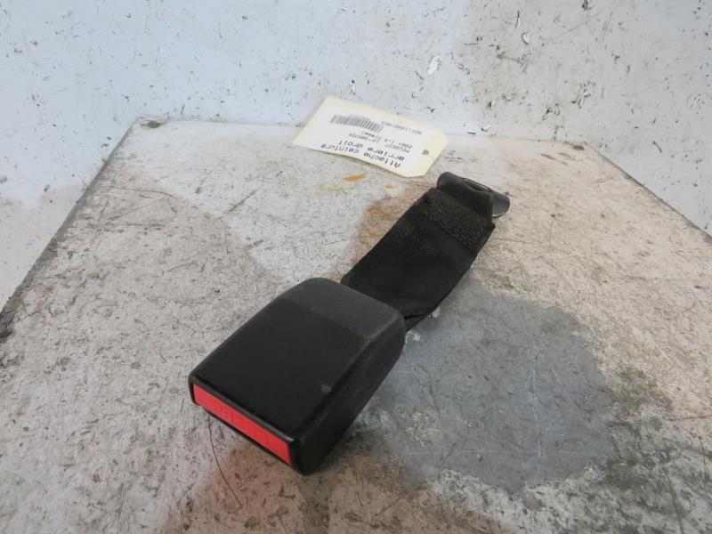 Aggancio cintura sicurezza posteriore destro PEUGEOT 206+ Diésel - 1