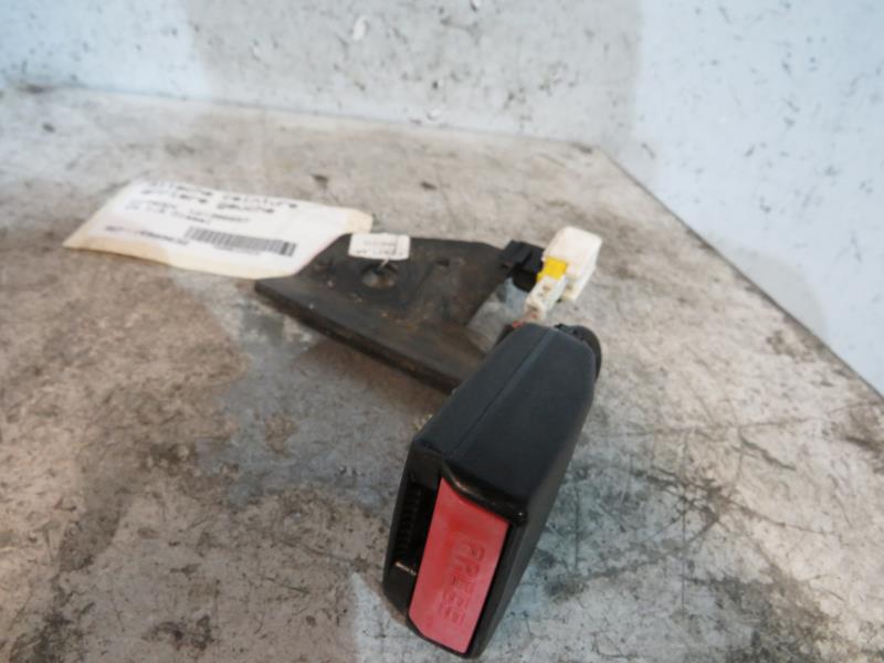 Aggancio cintura sicurezza posteriore sinistro CITROEN C4 1 PHASE 1 Diésel - 1