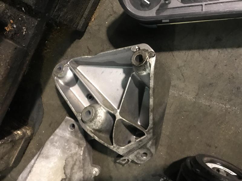 Support moteur gauche BMW SERIE 3 E90 PHASE 2  - 1