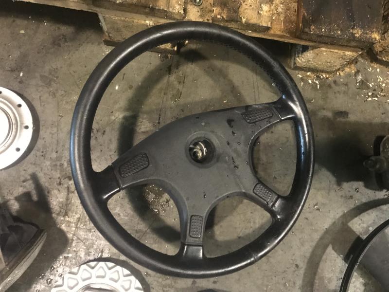Volant BMW SERIE 5 E34  - 1