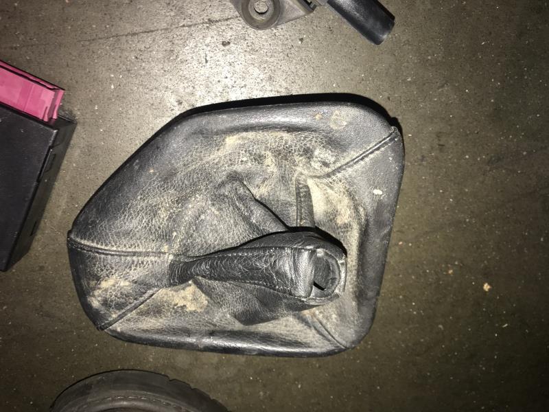 Cuffia leva cambio BMW SERIE 5 E39 TOURING PHASE 1 BREAK  - 1
