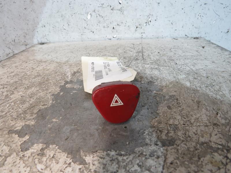 Bouton de warning CITROEN C3 PLURIEL PHASE 1 CABRIOLET Essence - 1