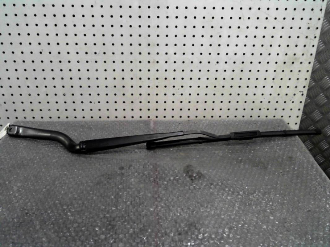 Braccio tergicristallo anteriore sinistro RENAULT TWINGO 3 PHASE 1 Gasolina - 1