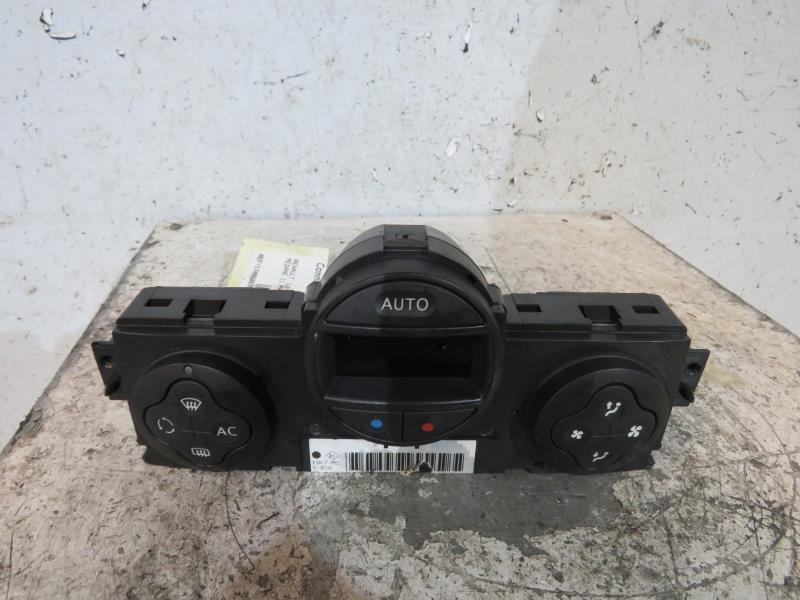 Commande chauffage RENAULT MEGANE 2 PHASE 1 Diesel - 1
