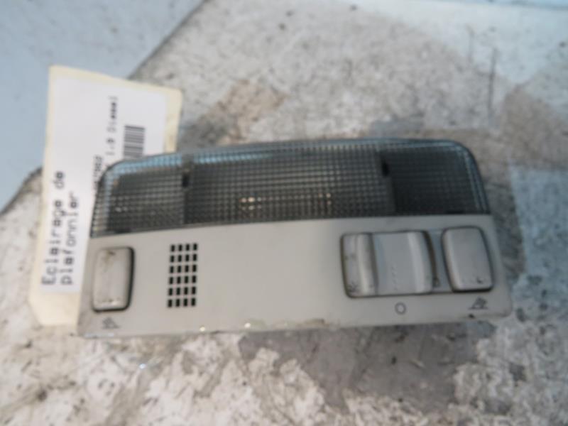 Eclairage de plafonnier VOLKSWAGEN PASSAT 4 PHASE 2 Diesel - 1