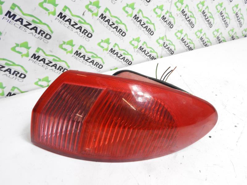 Fanale posteriore principale destro (luci) ALFA ROMEO 147 PHASE 1 Diésel - 1