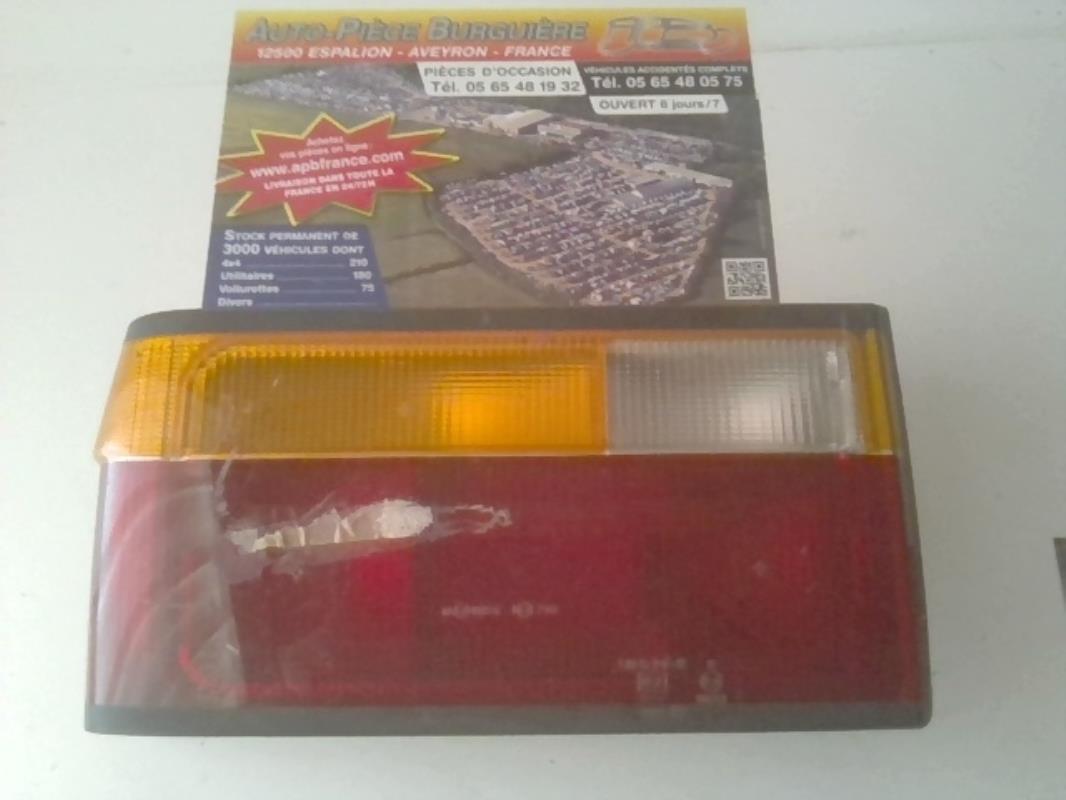 Fanale posteriore principale sinistro (luci) RENAULT R9  - 1