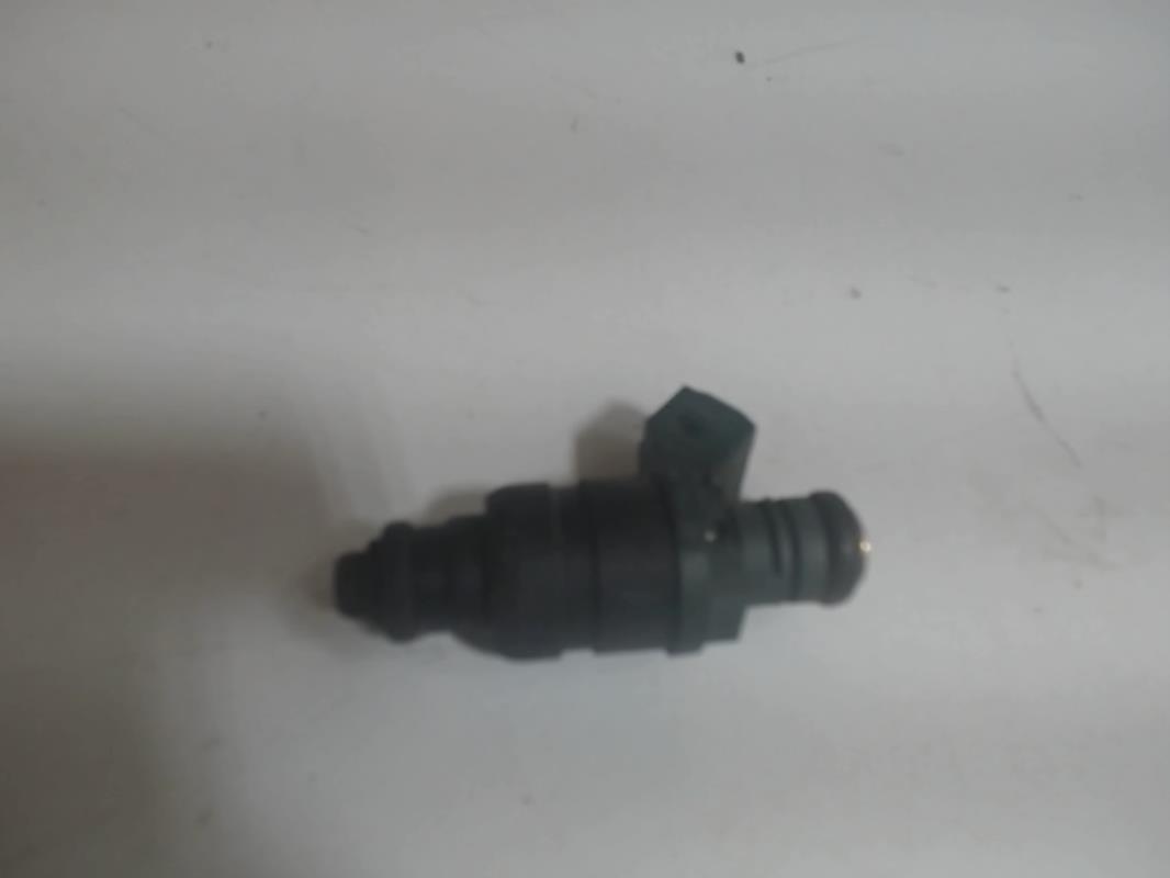 Iniettori VOLKSWAGEN GOLF 4 Gasolina - 1