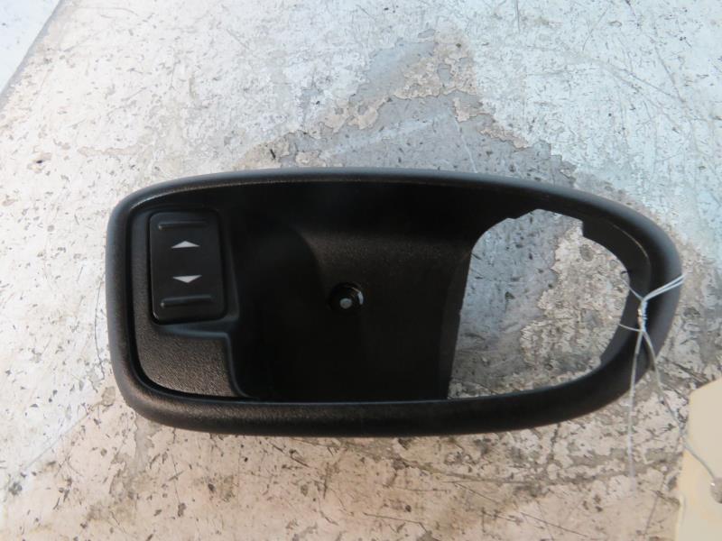 Interruttore lavacristalli posteriore destro FORD S-MAX 1 PHASE 1 Diésel - 1