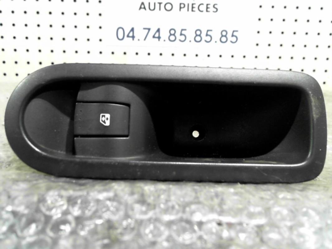 Interruttore lavacristalli posteriore destro RENAULT MEGANE 2 PHASE 2 Diésel - 1