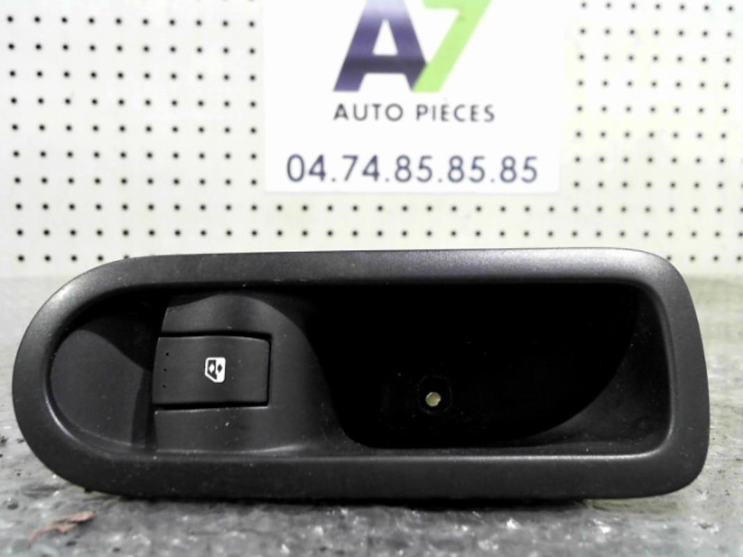 Interruttore lavacristalli posteriore sinistro RENAULT MEGANE 2 PHASE 2 Diésel - 1