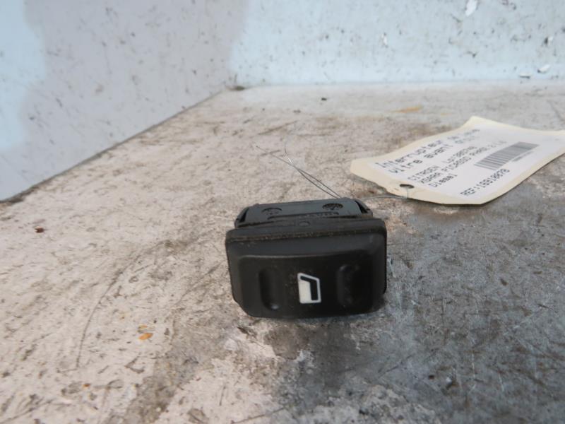 Interruttore lavacristalli anteriore destro CITROEN XSARA PICASSO PHASE 2 Diésel - 1