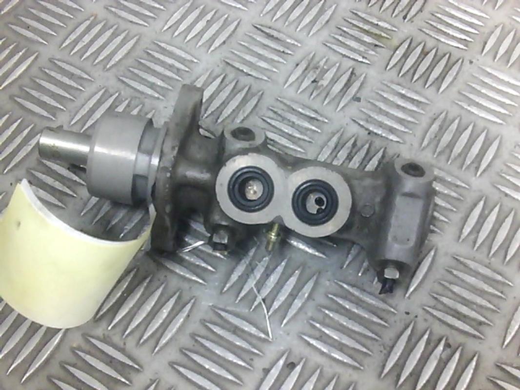 Cilindro maestro (freno) FIAT PUNTO 2 PHASE 1 Gasolina - 1