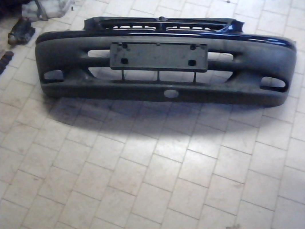 Paraurti anteriore CHRYSLER VOYAGER 3 Diésel - 1