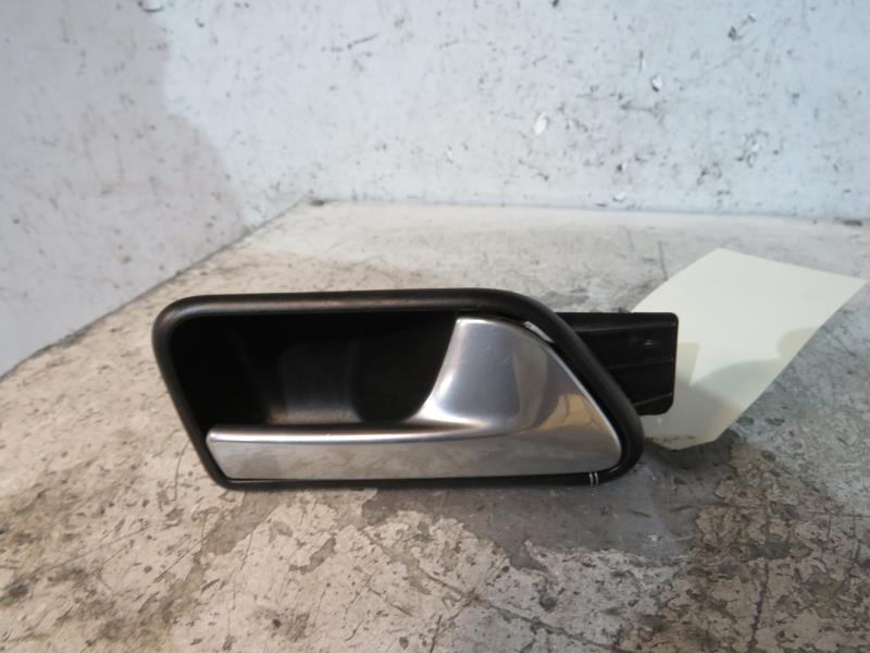 Maniglia interna posteriore destra VOLKSWAGEN TOURAN 1 PHASE 2 Diésel - 1