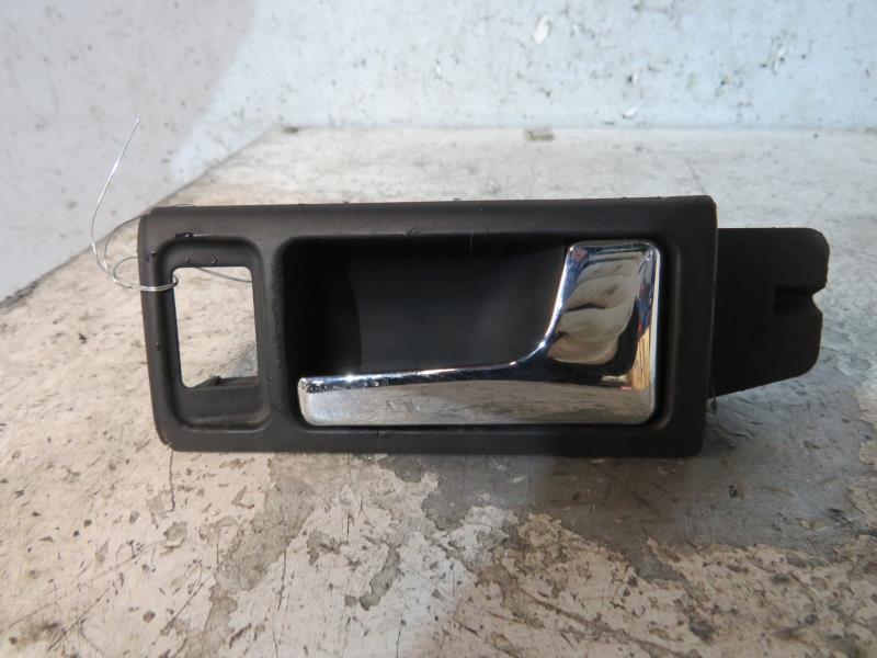 Maniglia interna anteriore destra AUDI A6 1 Diésel - 1