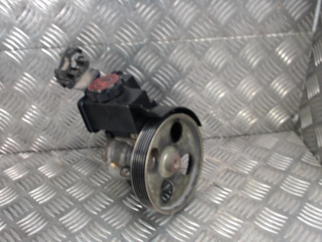 Pompe de direction PEUGEOT 206 PHASE 1 Essence - 1