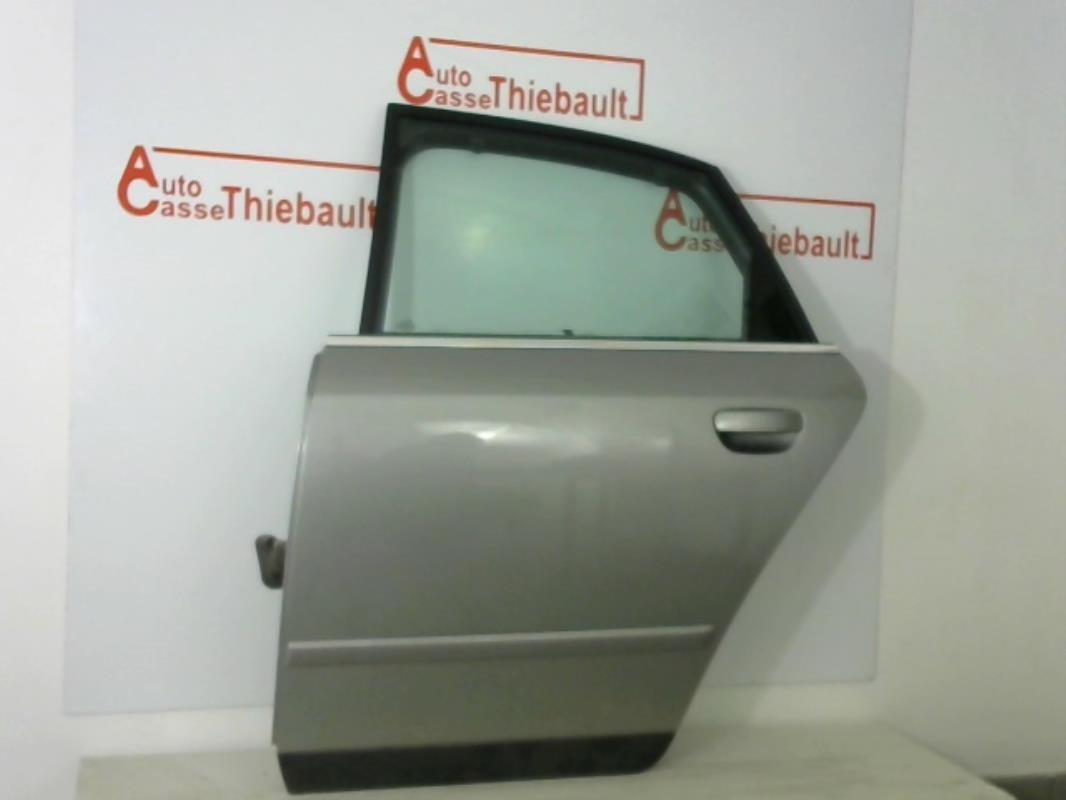 Puerta trasera izquierda AUDI A4 2  - 1