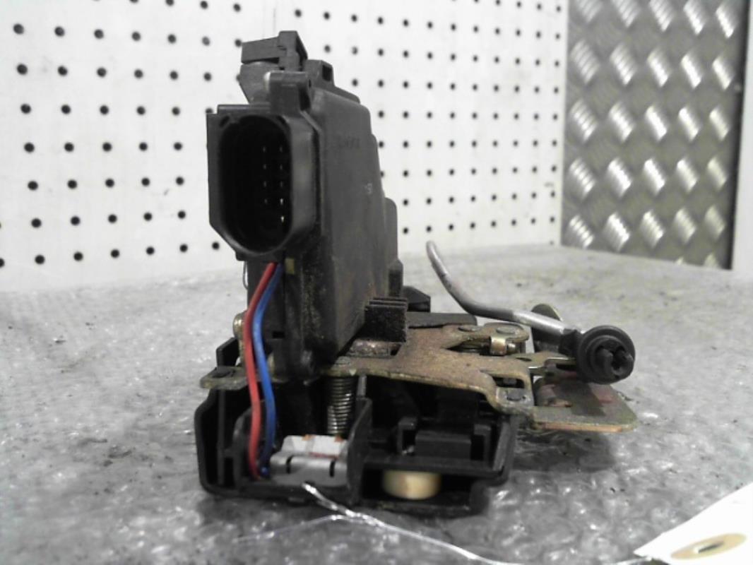 Serrure avant gauche AUDI A6 2 AVANT PHASE 1 BREAK Diesel - 1