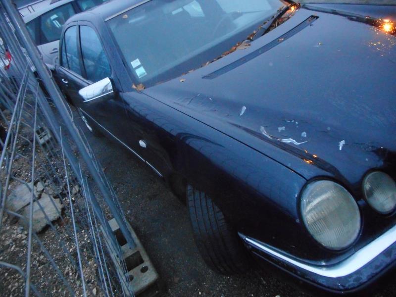 Image Pompe à vide - MERCEDES CLASSE E 210