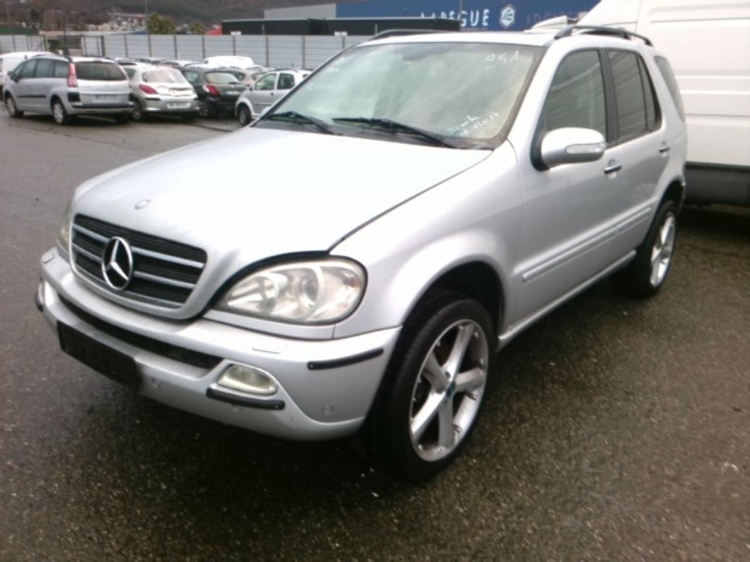Image Ceinture avant droit - MERCEDES CLASSE ML