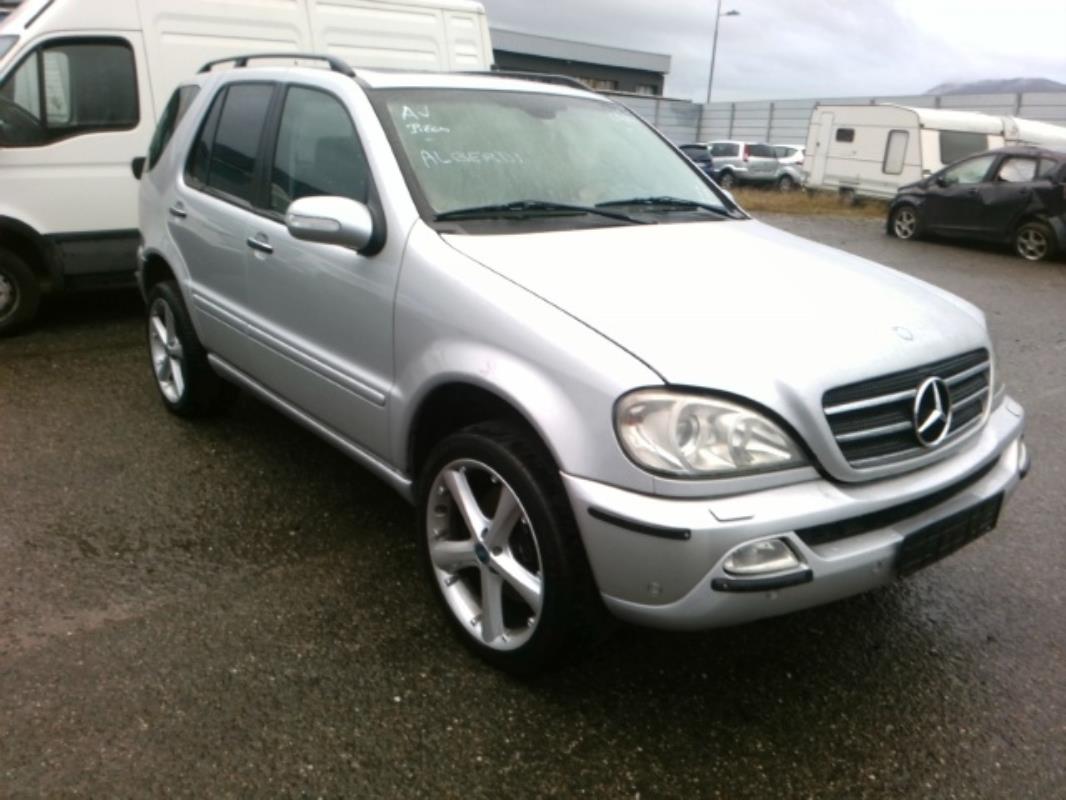 Image Ceinture avant droit - MERCEDES CLASSE ML