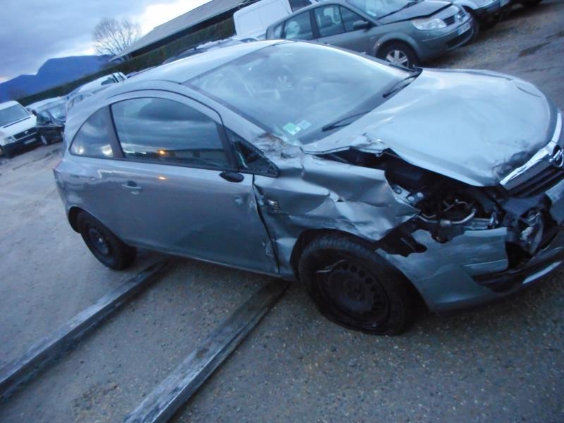 Image Trappe d'essence - OPEL CORSA D