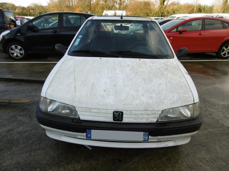 Image Feu arriere principal droit (feux) - PEUGEOT 106