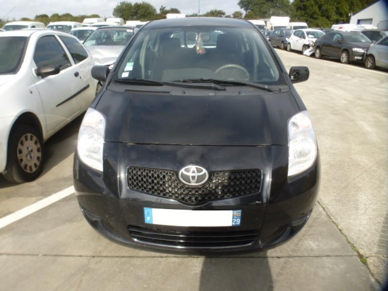 Image Feu arriere principal droit (feux) - TOYOTA YARIS 2