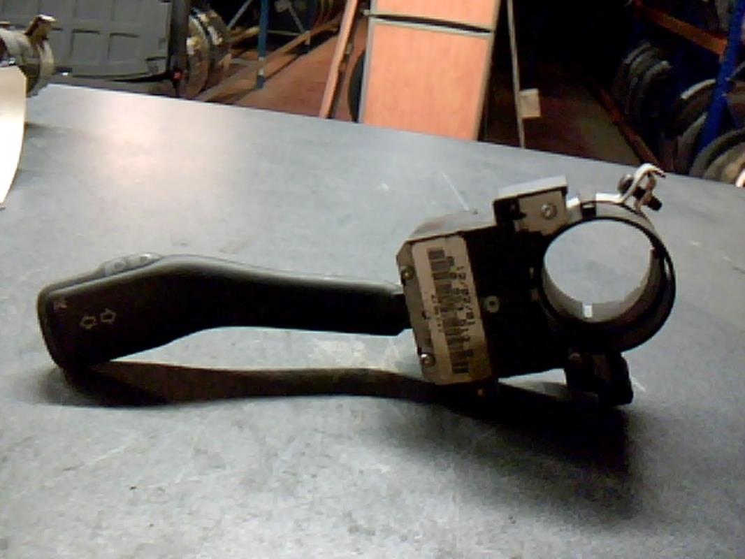 Commodo phare VOLKSWAGEN GOLF 4  - 1