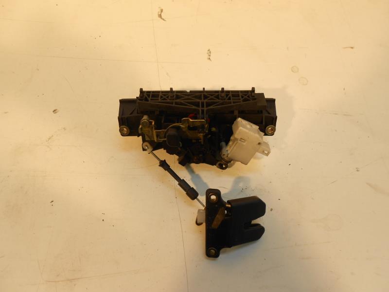 Serrure de coffre AUDI A6 2 PHASE 1 Diesel - 1